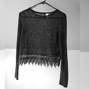 Black H&M sweater